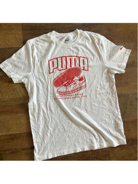 Men's PUMA White Red Graphic Short Sleeve Tee L